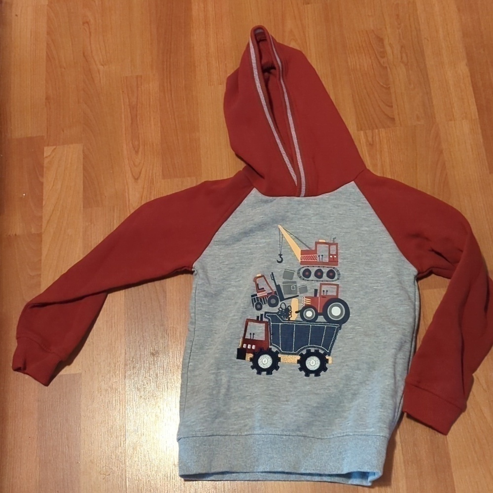 Boys Size 6 Hoodie Construction Trucks Sweatshirt NWOT